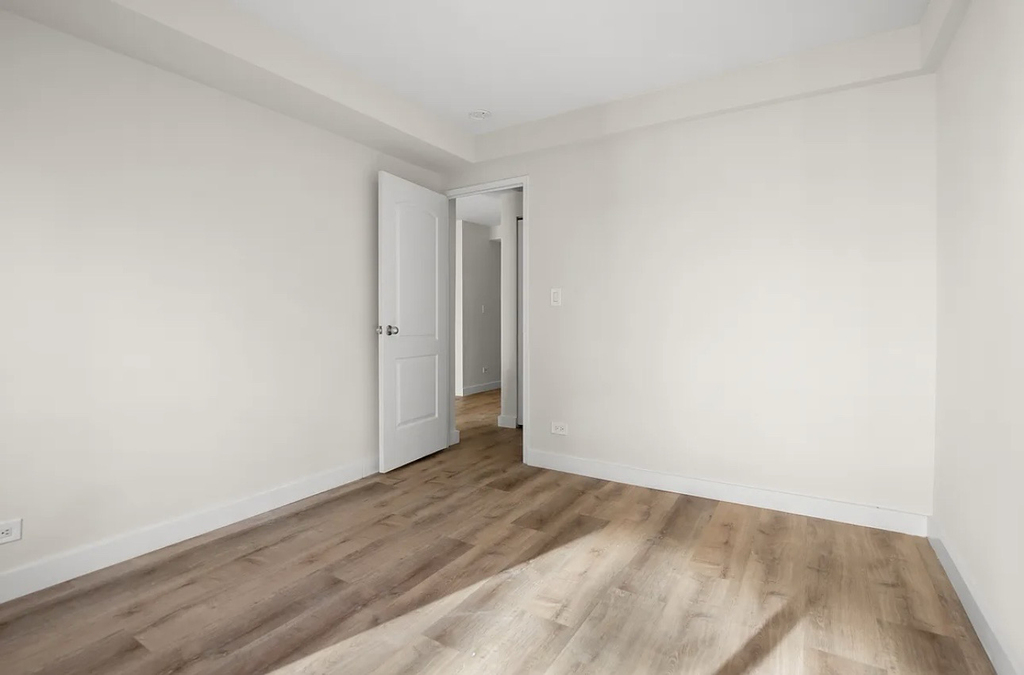 340 East 51st Street, Unit 005f - Photo 3