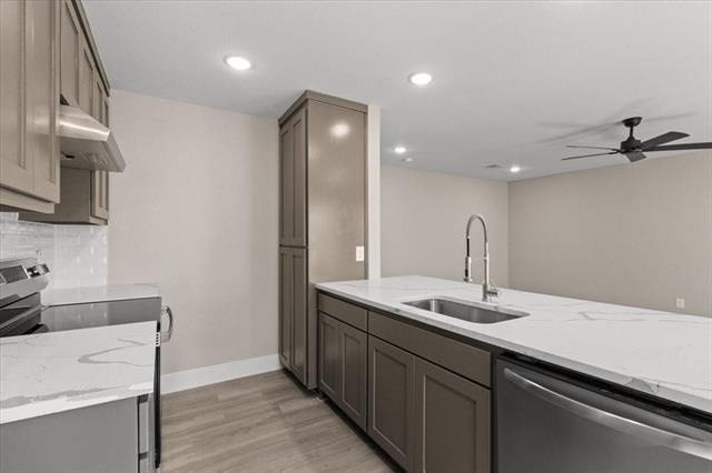 2644 Hutchinson Street - Photo 4