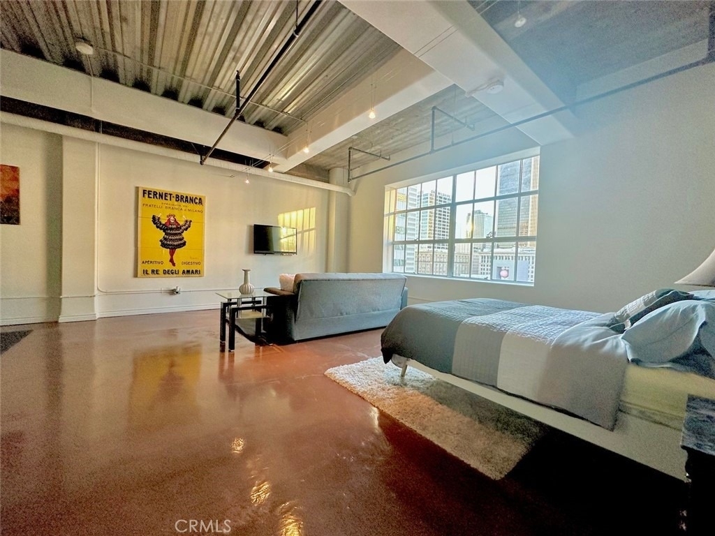312 W 5th Street - Photo 4