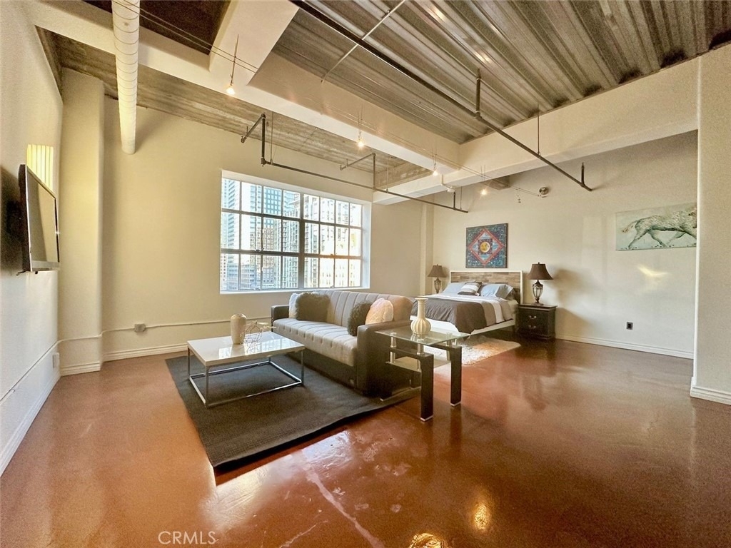 312 W 5th Street - Photo 3