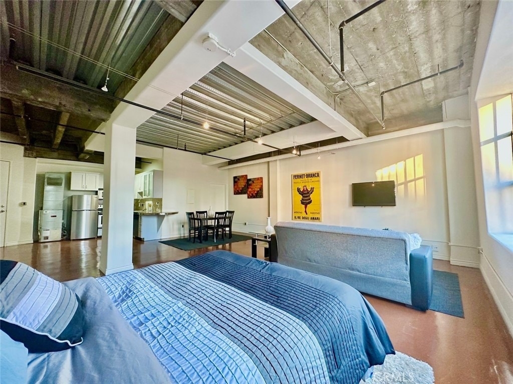 312 W 5th Street - Photo 5