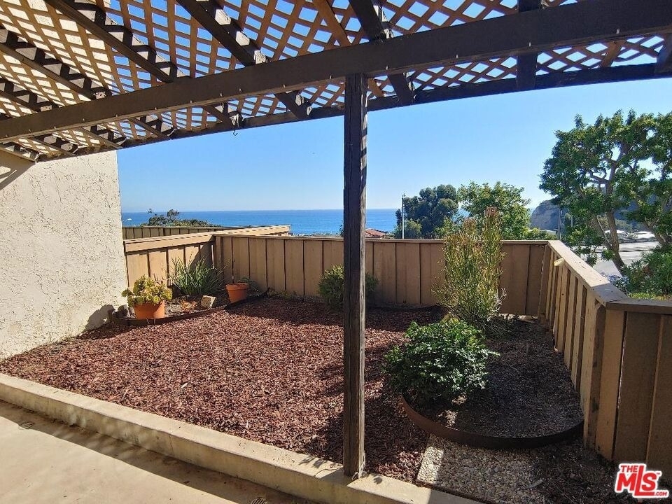 23918 De Ville Way - Photo 47
