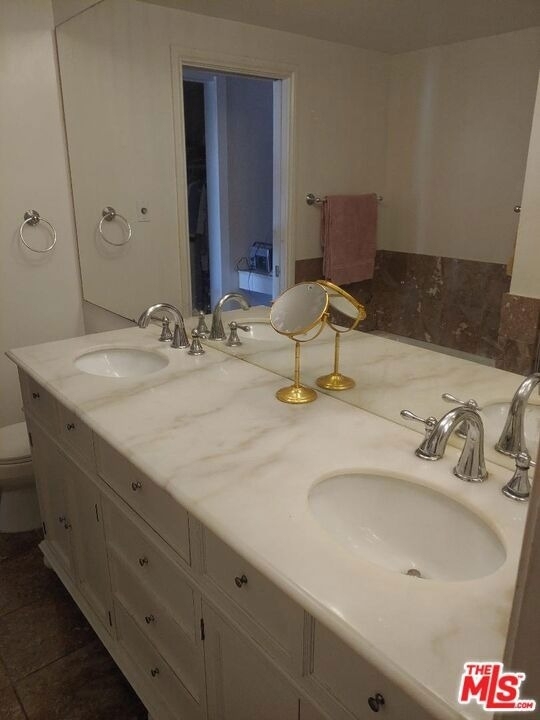 23918 De Ville Way - Photo 28