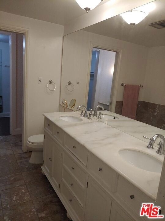 23918 De Ville Way - Photo 39