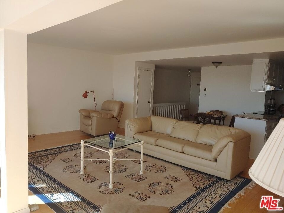 23918 De Ville Way - Photo 7