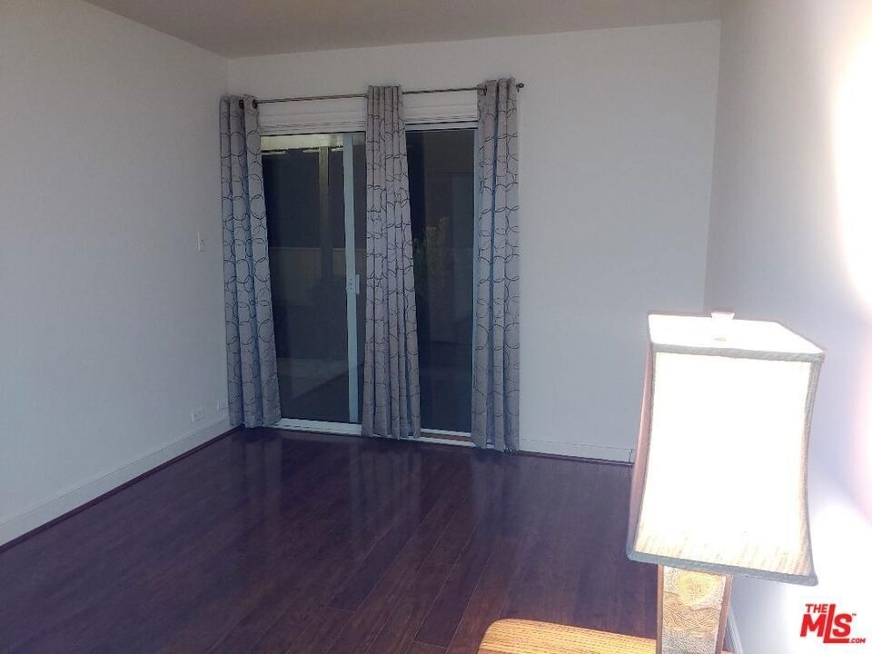 23918 De Ville Way - Photo 27
