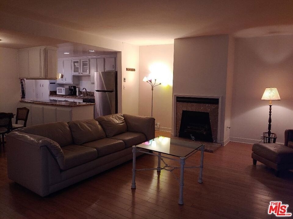 23918 De Ville Way - Photo 10
