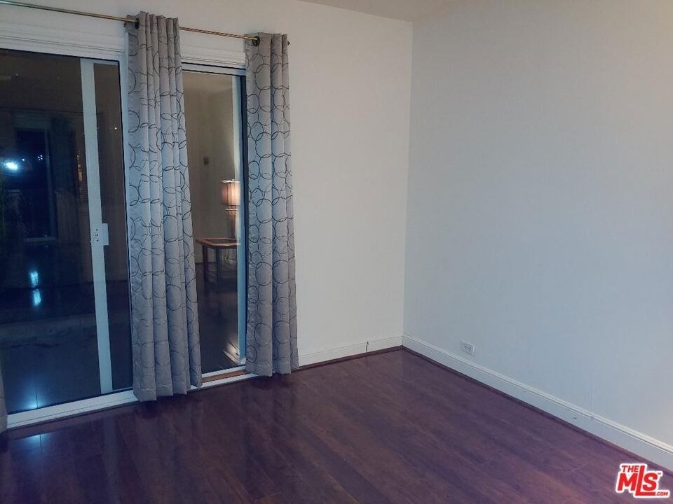 23918 De Ville Way - Photo 26