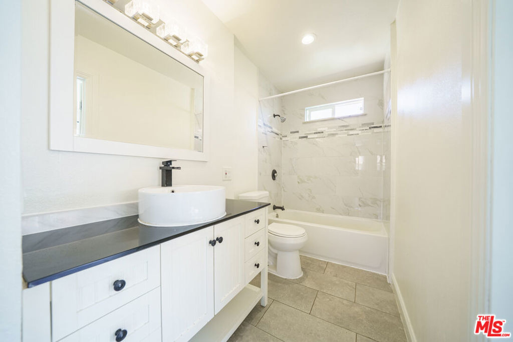 43609 Stanridge Avenue - Photo 10