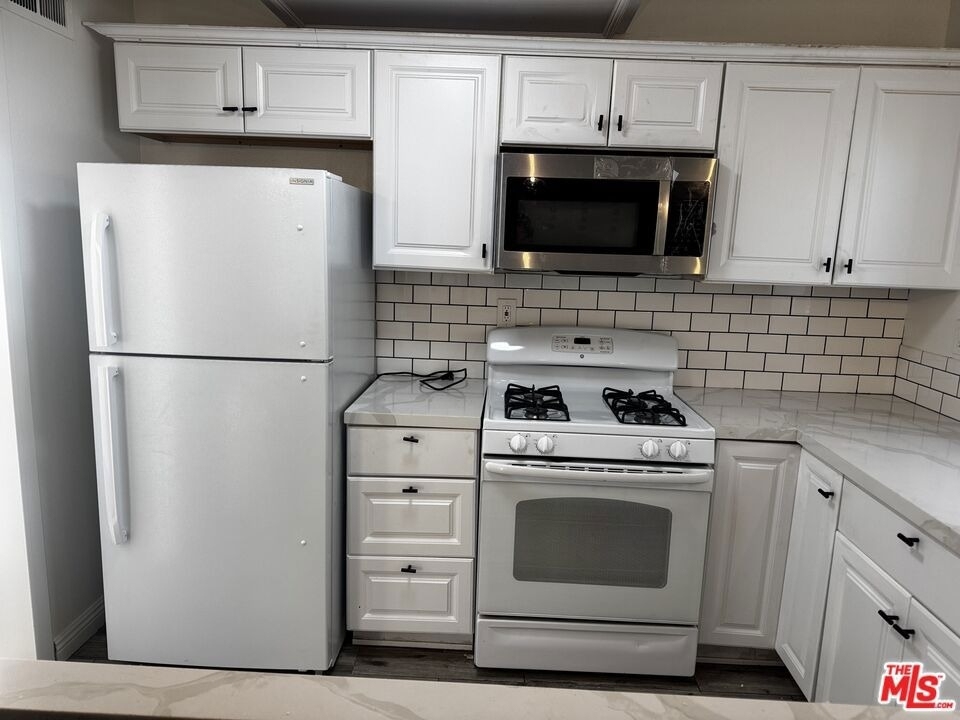 43609 Stanridge Avenue - Photo 21