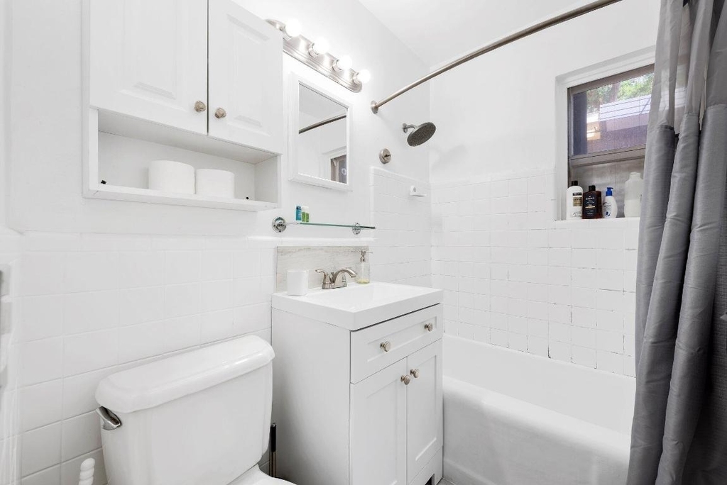 1140 Sw 9th Avenue - Photo 10