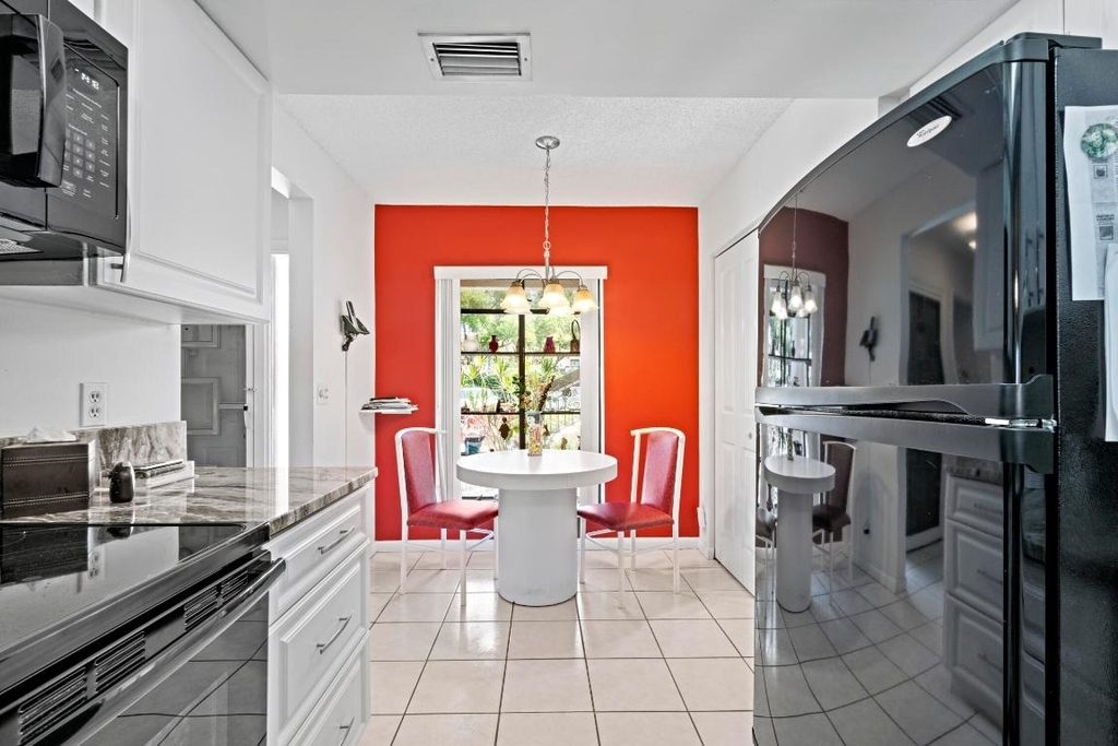 5153 Oak Hill Lane - Photo 8
