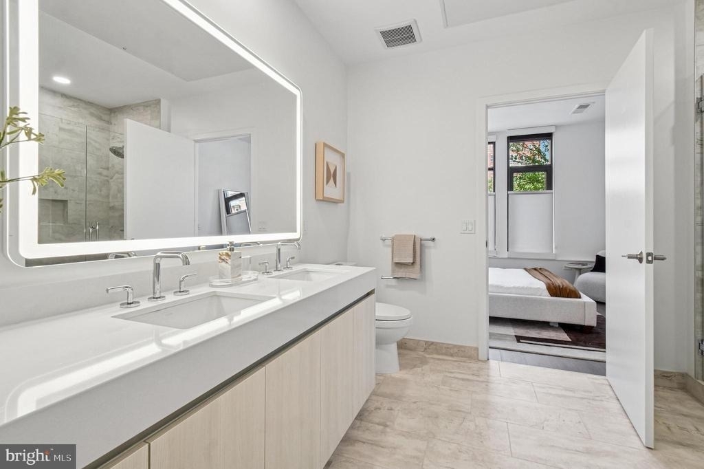 2650 Woodley Road Nw - Photo 8