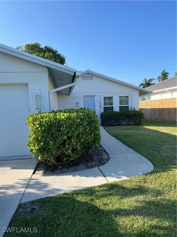 671 100th Avenue N - Photo 1