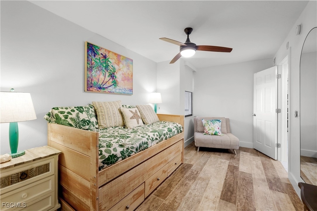 10562 Gulf Shore Drive - Photo 2