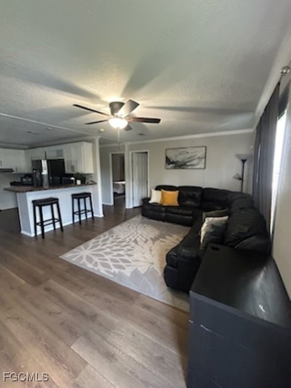 651 Hunting Club Avenue - Photo 3
