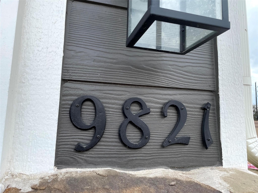 9821 Prairie Garden Lane - Photo 4