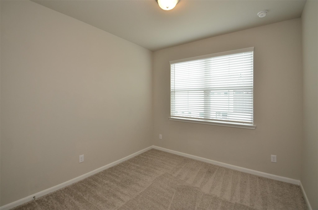 9821 Prairie Garden Lane - Photo 32