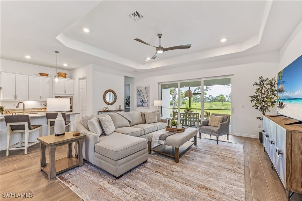 43270 Boardwalk Loop - Photo 4