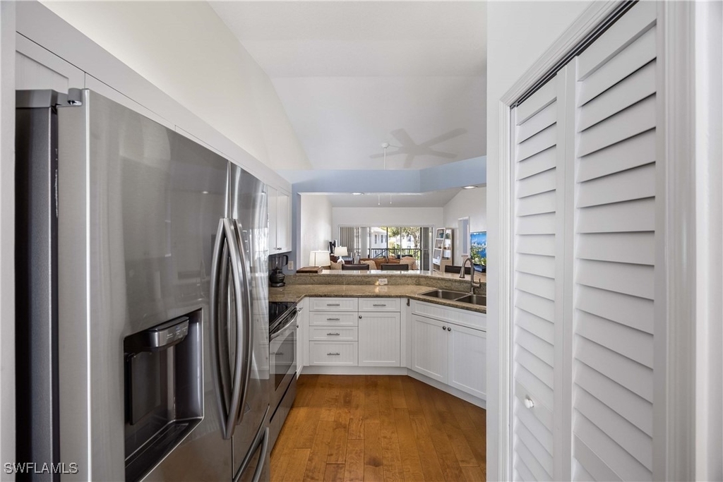 7050 Barrington Circle - Photo 13