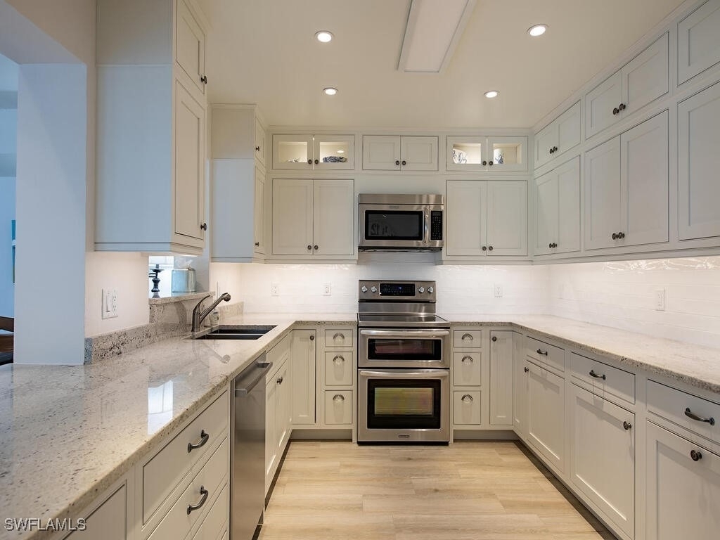271 1st Avenue S - Photo 4
