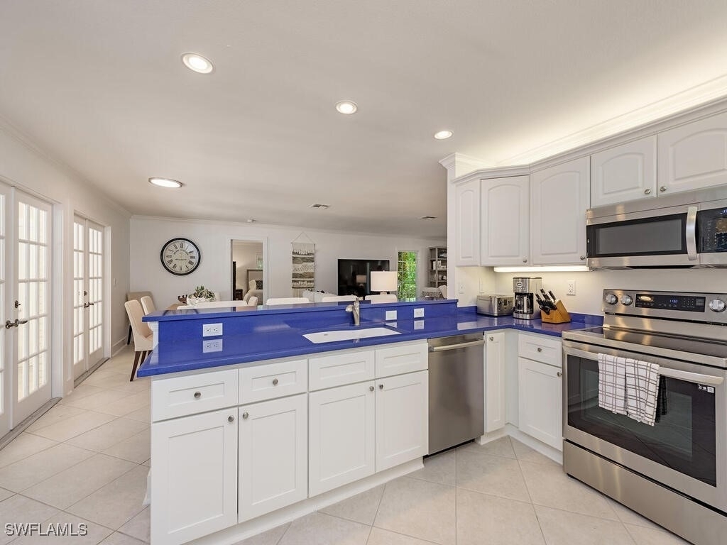206 1st Avenue N - Photo 9