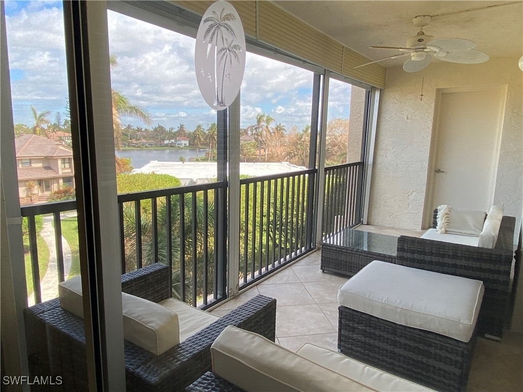 555 Park Shore Drive - Photo 20
