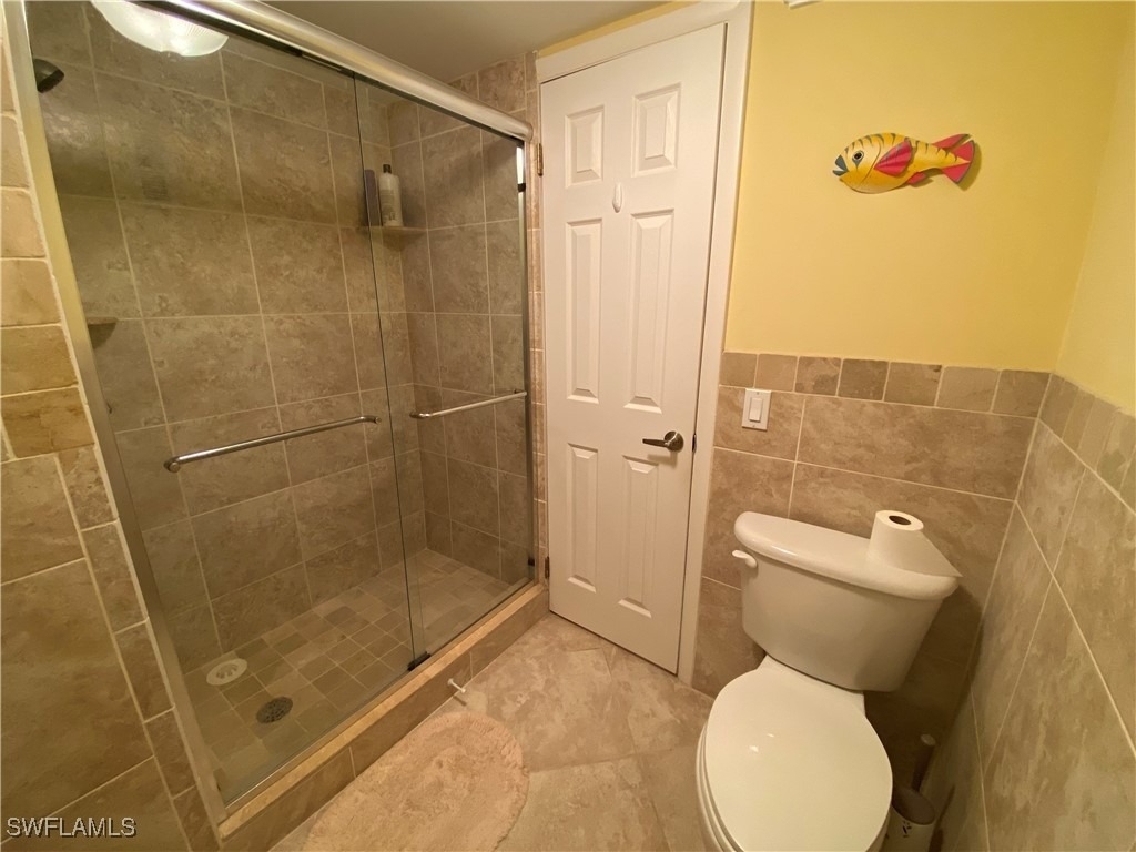 555 Park Shore Drive - Photo 22