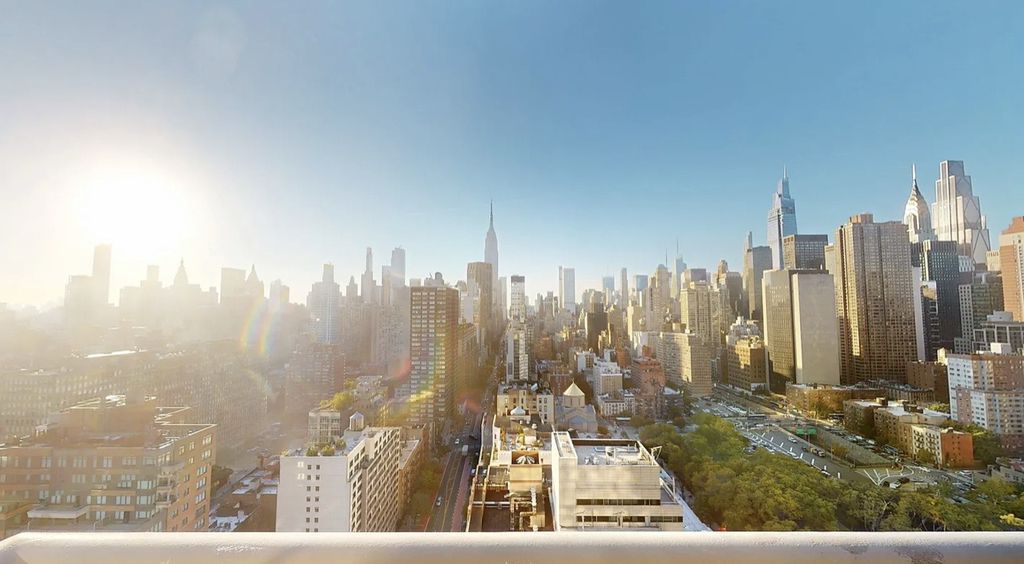 401 East 34th Street, Unit S33c - Photo 5
