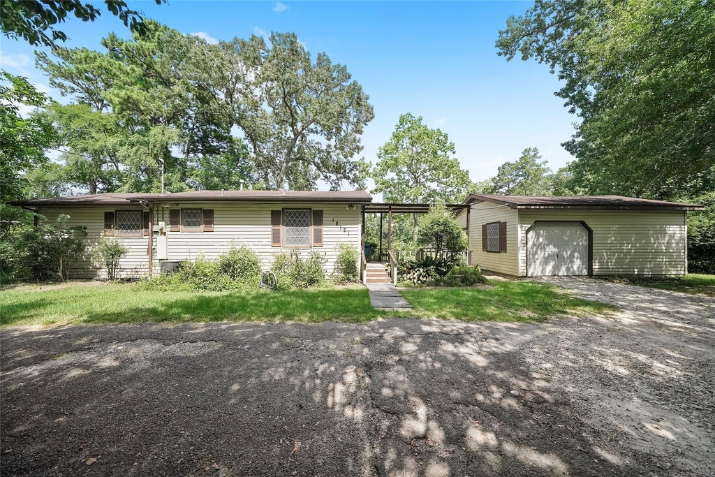 18121 Atkinson Lane - Photo 1