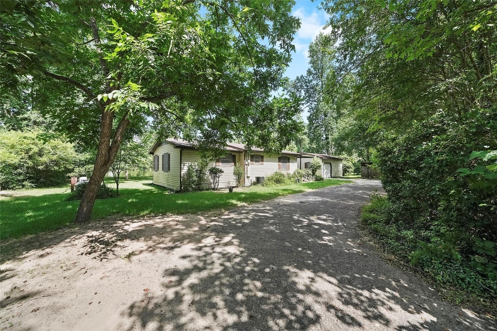 18121 Atkinson Lane - Photo 0