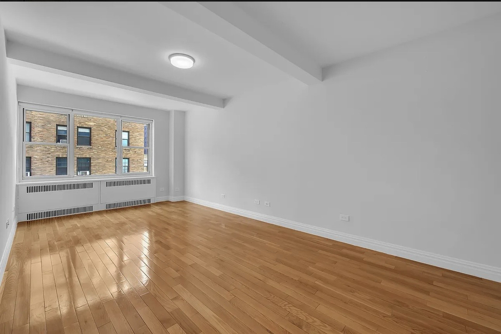 20 Park Avenue, Unit 008c - Photo 2