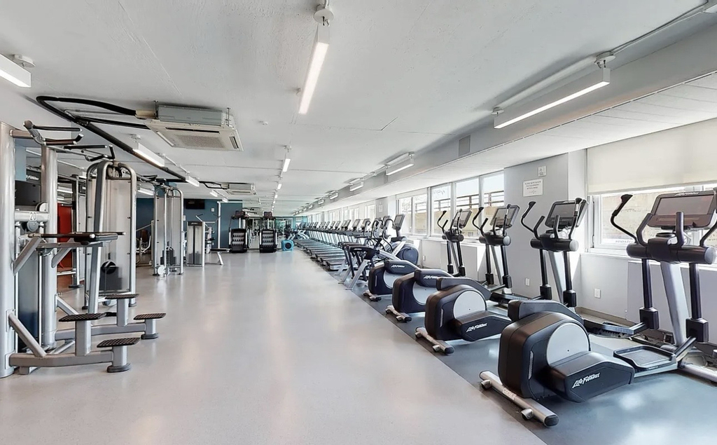 401 East 34th Street, Unit N12a - Photo 7