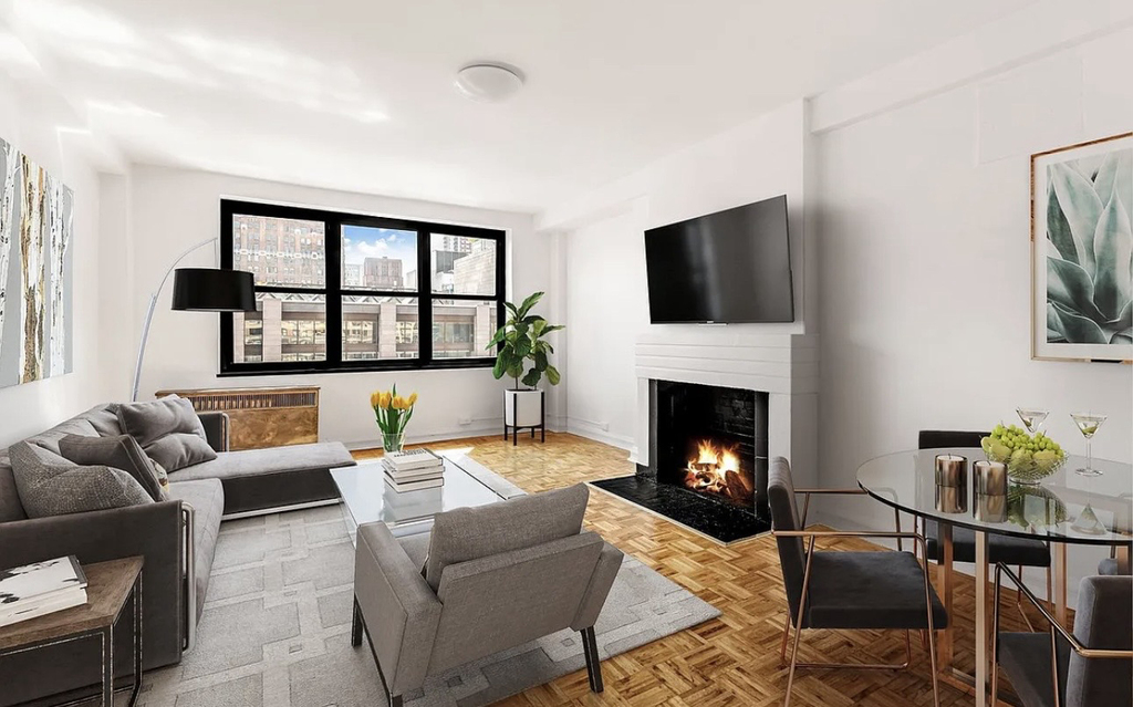 307-310 East 44th Street, Unit 1705 - Photo 0
