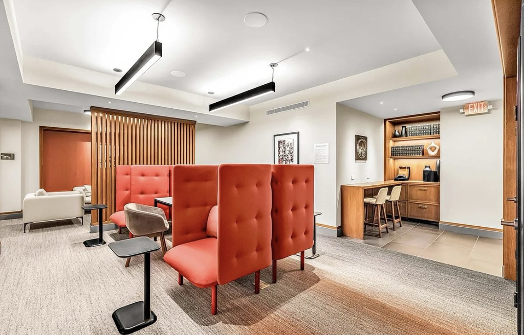 307-310 East 44th Street, Unit 1705 - Photo 14