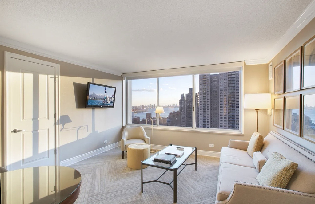 417 East 57th Street, Unit 16d - Photo 0
