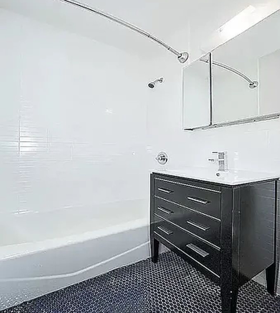 244 East 78th Street - Photo 4