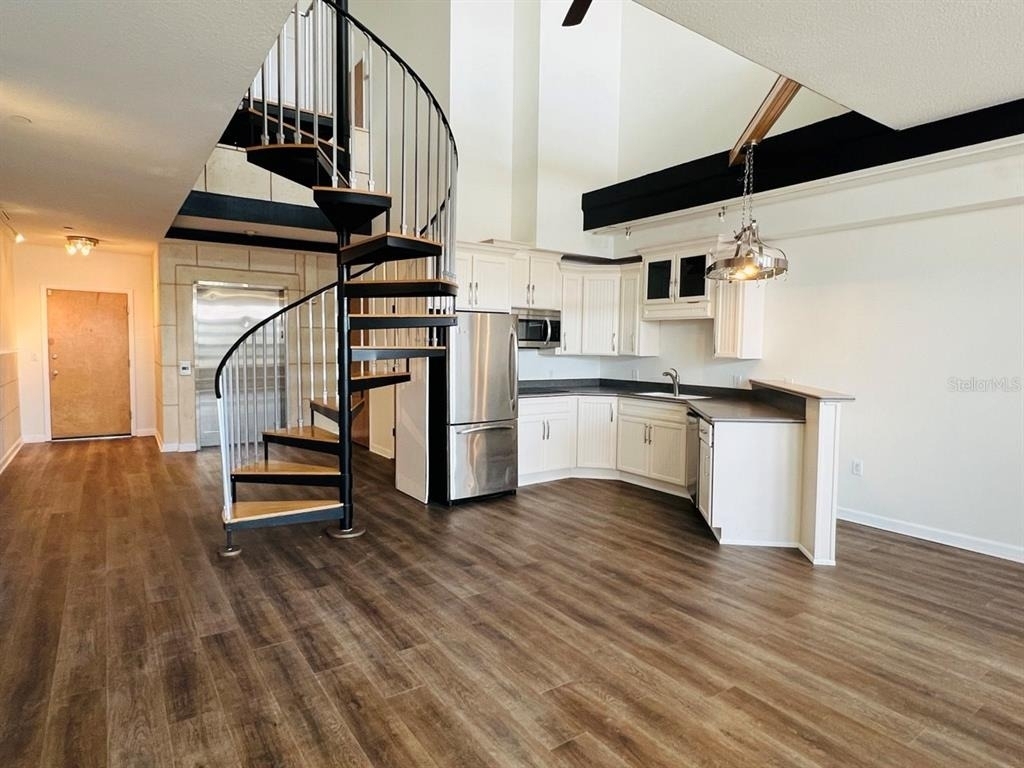 101 Palm Harbor Parkway - Photo 2