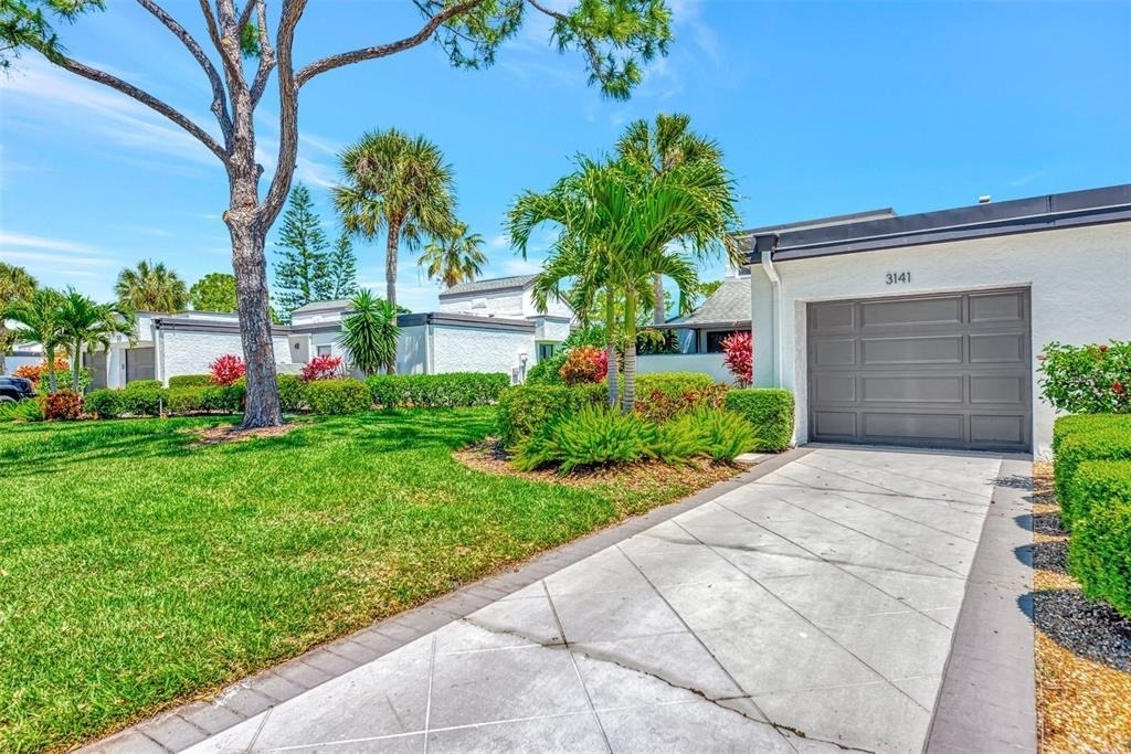 3141 Heatherwood Lane - Photo 3