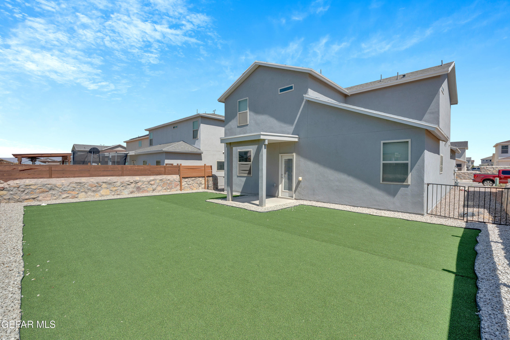 12260 Desert Wolf Avenue - Photo 3