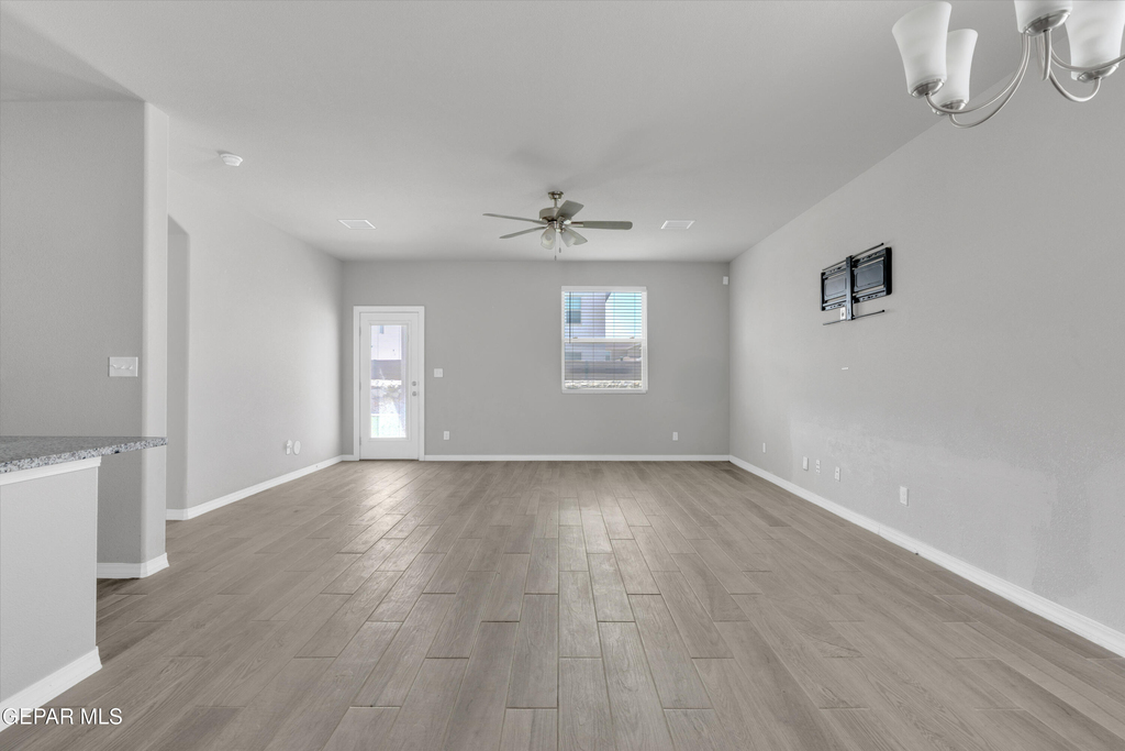 12260 Desert Wolf Avenue - Photo 4