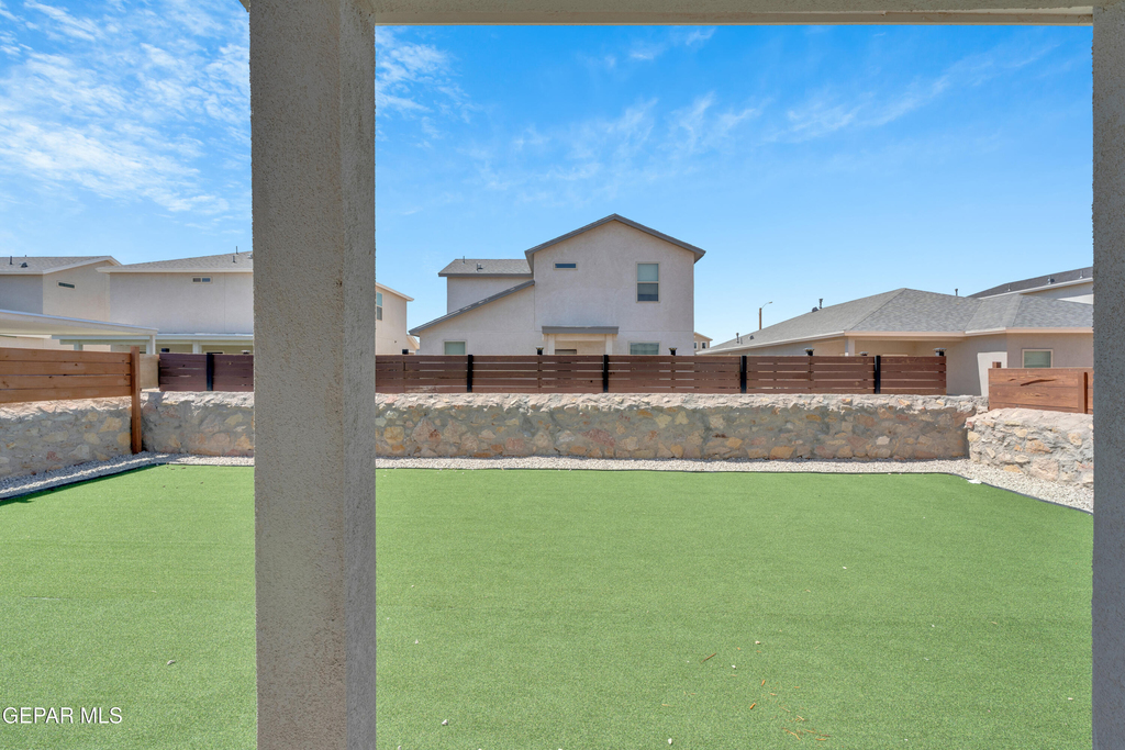 12260 Desert Wolf Avenue - Photo 41