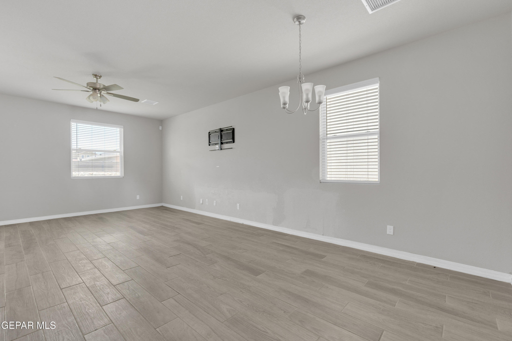 12260 Desert Wolf Avenue - Photo 21