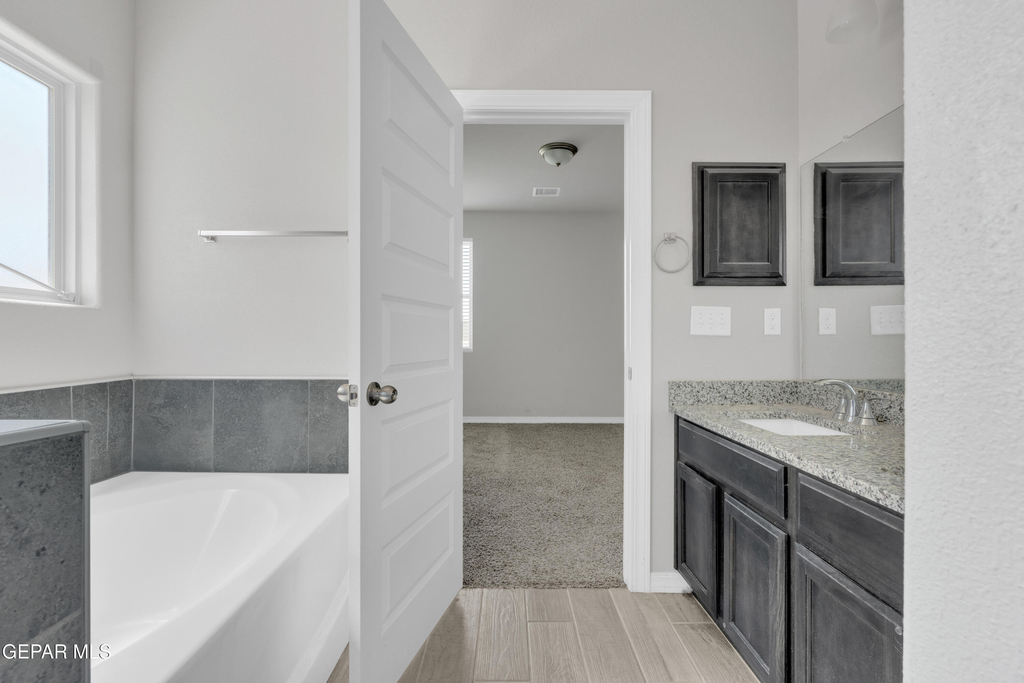 12260 Desert Wolf Avenue - Photo 8