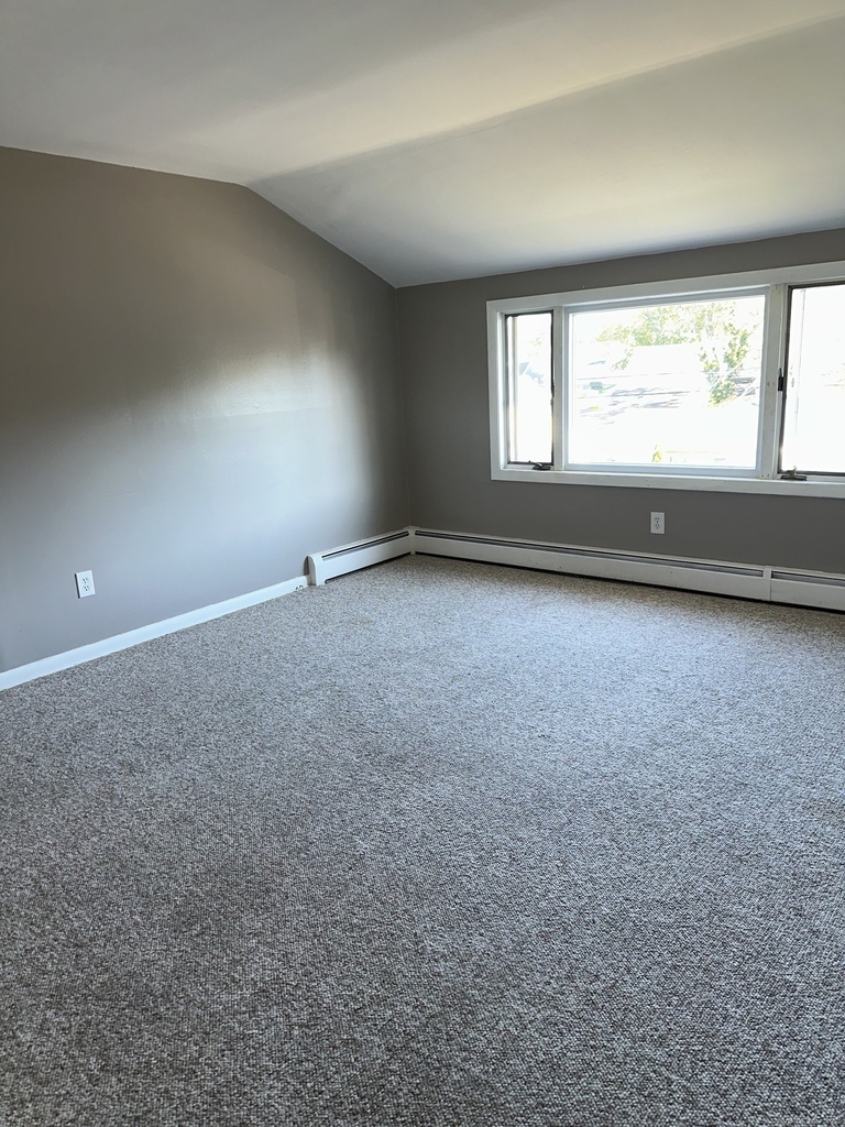 466 Merritt Street - Photo 3