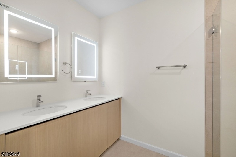 70 Ridgedale Ave - Photo 9