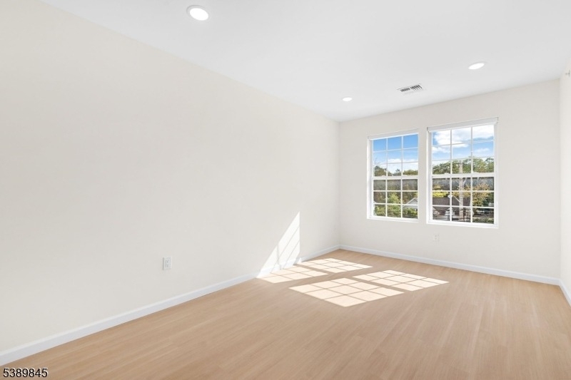 70 Ridgedale Ave - Photo 7