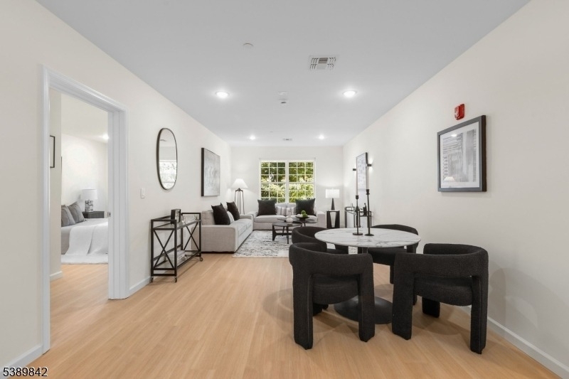 70 Ridgedale Ave - Photo 5