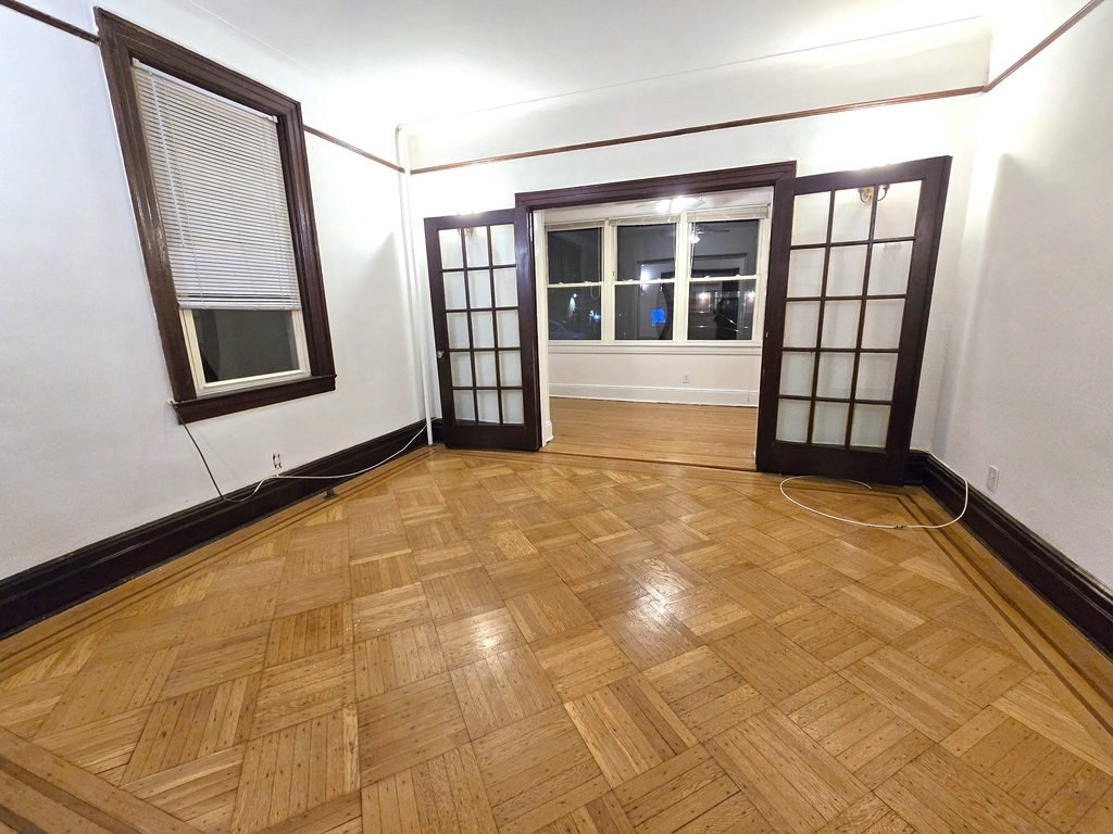 24-31 41st Street - Photo 2