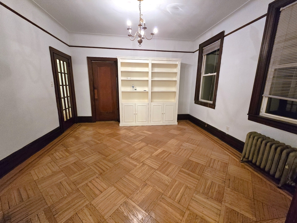 24-31 41st Street - Photo 10